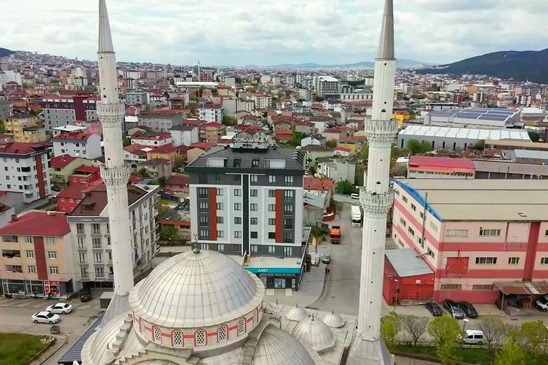 Hacı Çerkes Apartmanı