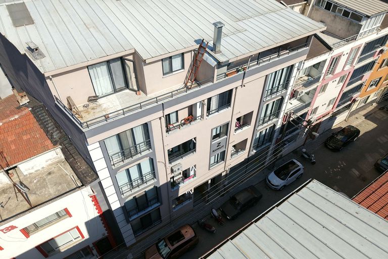 Miraç Apartmanı