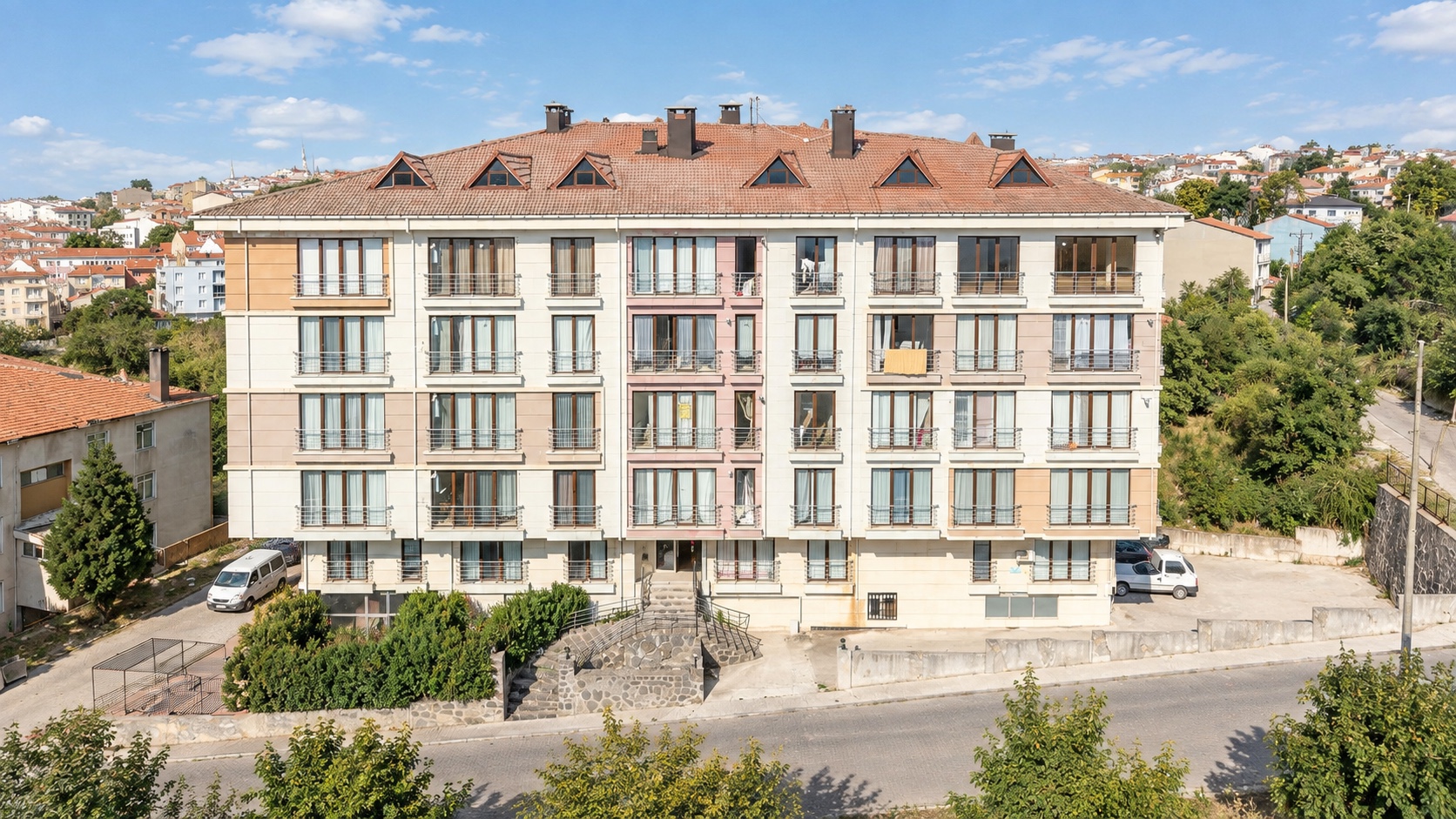 USG Residence